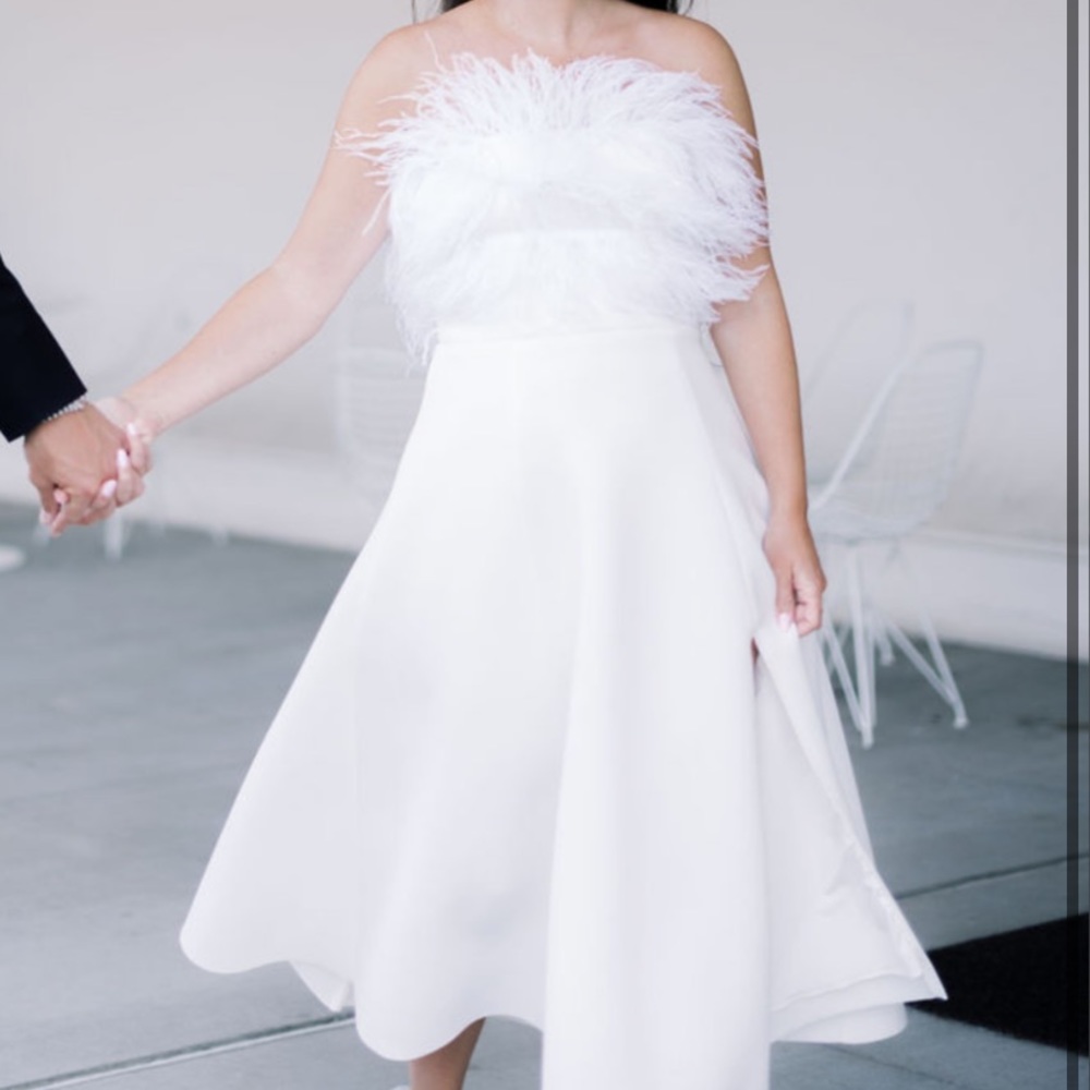 WORN ONCE!!! BADGLEY MISCHKA STRAPLESS FEATHER DRESS, SIZE 4